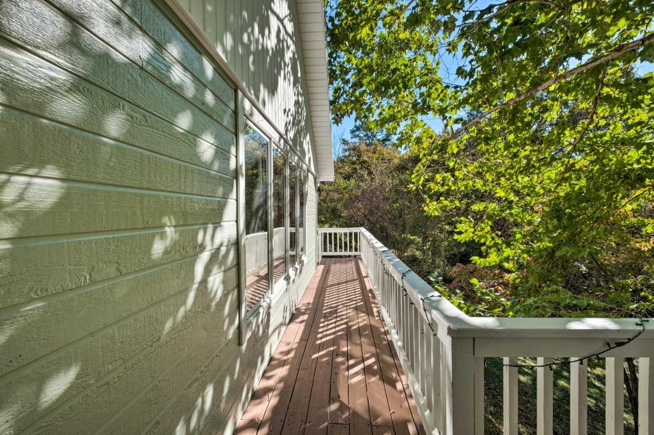 Beautiful Ozark Oasis With Deck Walk To Beaver Lake 로저스 외부 사진